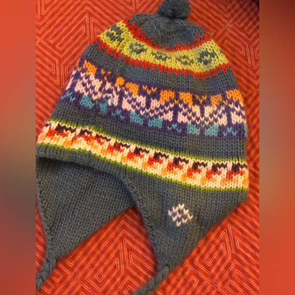 ALPACA WOOL CHULLO KNIT HAT - Picture 4 of 8